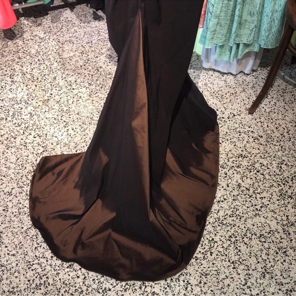 Tadashi Shoji evening gown - Picture 8 of 8